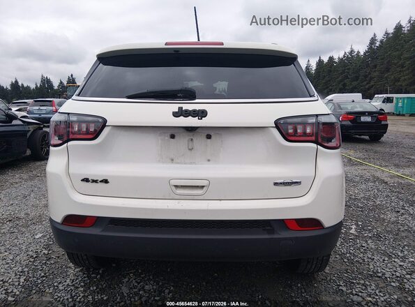 3C4NJDBB0HT611122 2017 JEEP COMPASS Белый 