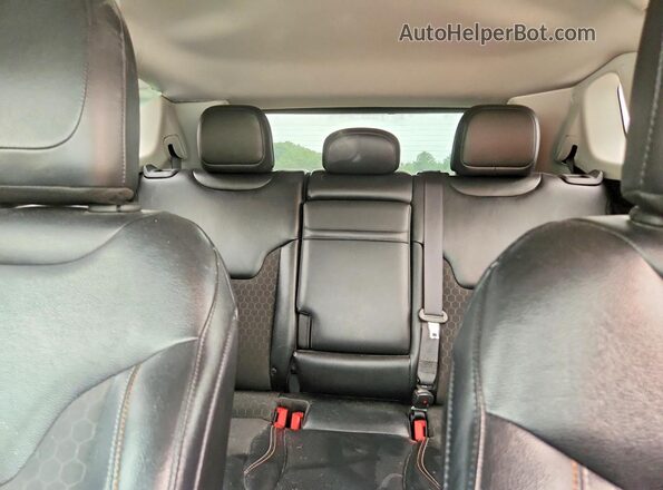3C4NJDBB0HT646520 2017 JEEP COMPASS Gray Հետևի նստատեղերի տեսք