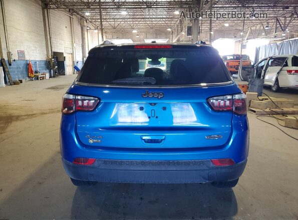 3C4NJDBB0JT202754 2018 JEEP COMPASS Blue Rear view