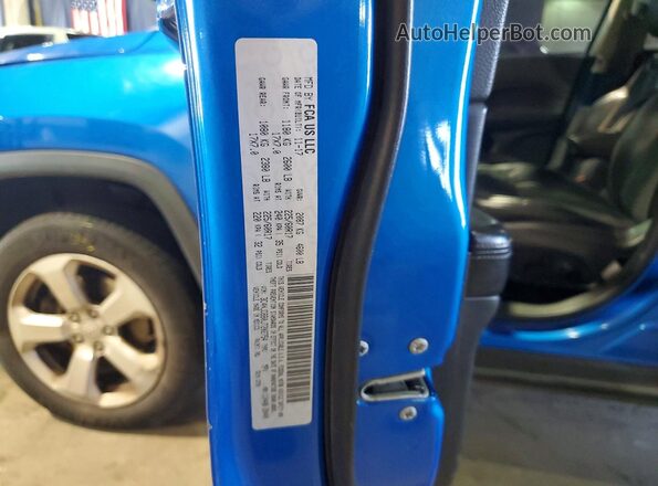 3C4NJDBB0JT202754 2018 JEEP COMPASS Blue VIN sticker view