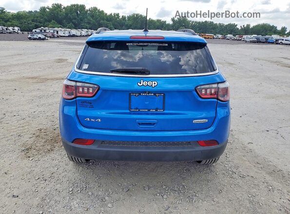 3C4NJDBB0JT223555 2018 JEEP COMPASS Синий Вид сзади