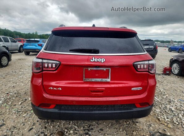 3C4NJDBB0JT331822 2018 JEEP COMPASS Red Rear view