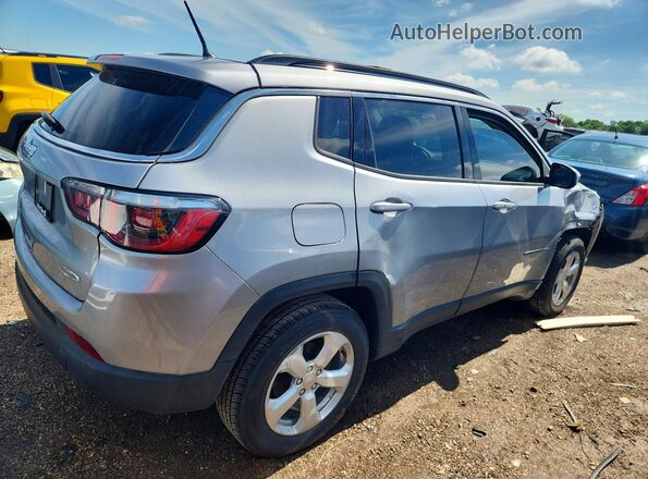 3C4NJDBB0JT402906 2018 JEEP COMPASS Серебряный Задняя правая четверть