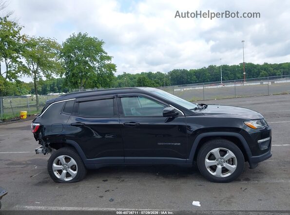 3C4NJDBB0JT492381 2018 JEEP COMPASS Black უკანა სალონის ხედი