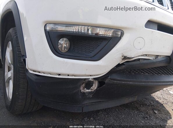 3C4NJDBB0KT652924 2019 JEEP COMPASS White Widok z przodu