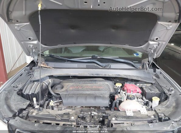 3C4NJDBB0LT174022 2020 JEEP COMPASS Серебряный Вид сзади