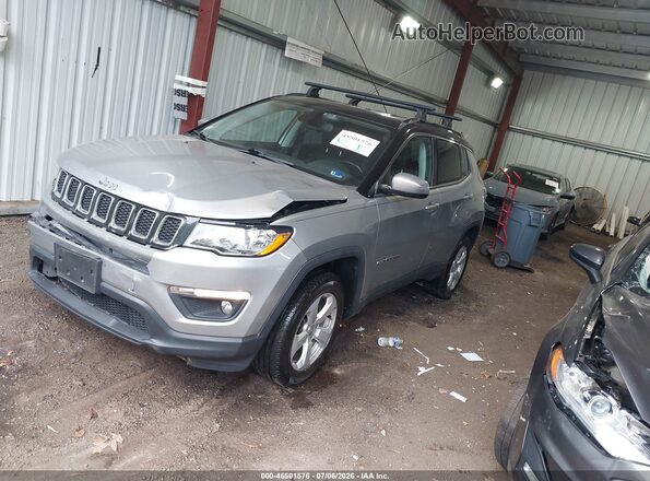 3C4NJDBB0LT174022 2020 JEEP COMPASS Серебряный Передняя левая четверть