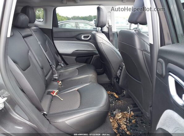 3C4NJDBB0NT148071 2022 JEEP COMPASS Gray VIN կոդի պիտակի տեսք