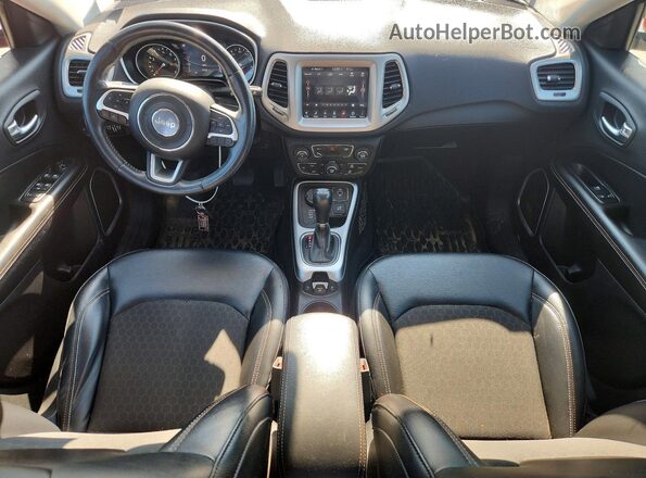 3C4NJDBB1JT175614 2018 JEEP COMPASS Red Widok deski rozdzielczej