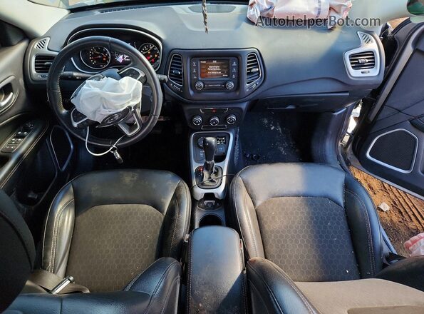3C4NJDBB1JT253258 2018 JEEP COMPASS Gray Առջևի վահանակի տեսք