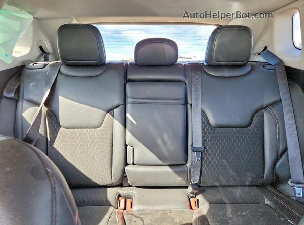 3C4NJDBB1JT253258 2018 JEEP COMPASS Gray Հետևի նստատեղերի տեսք