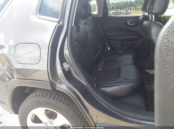 3C4NJDBB1JT337371 2018 JEEP COMPASS Gray VIN კოდის სტიკერის ხედი