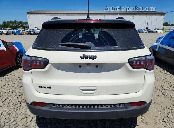 3C4NJDBB1JT432545 2018 JEEP COMPASS White Widok z tyłu
