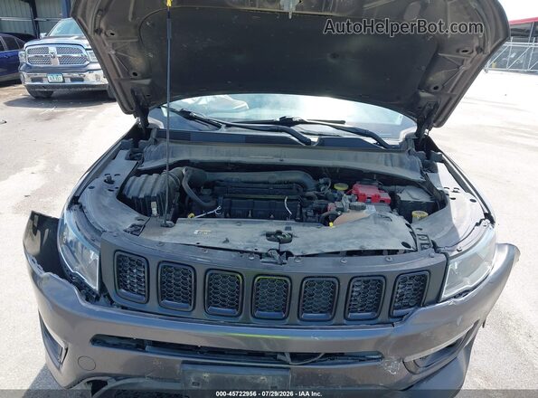 3C4NJDBB1KT750344 2019 JEEP COMPASS Gray Vista trasera