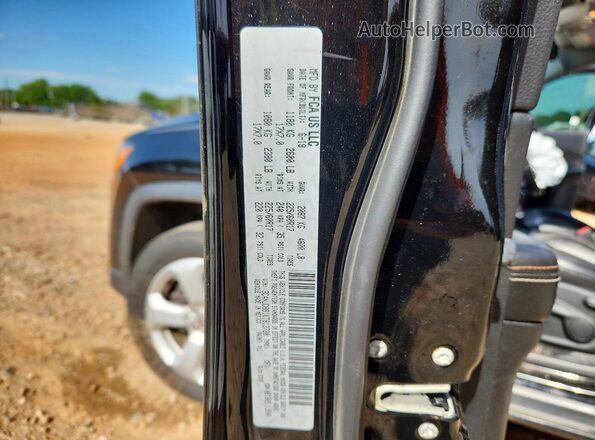 3C4NJDBB1KT813720 2019 JEEP COMPASS Black 360 interior view