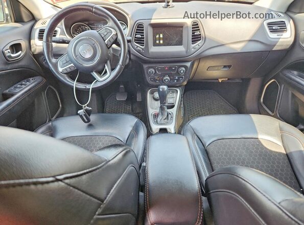 3C4NJDBB1KT847723 2019 JEEP COMPASS Brown წინა პანელის ხედი