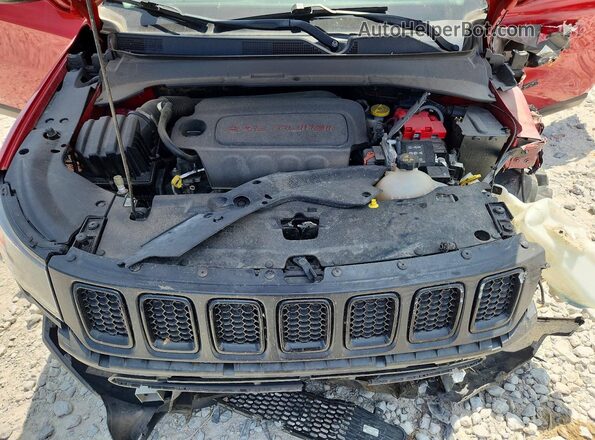 3C4NJDBB1LT155415 2020 JEEP COMPASS Red უკანა სალონის ხედი
