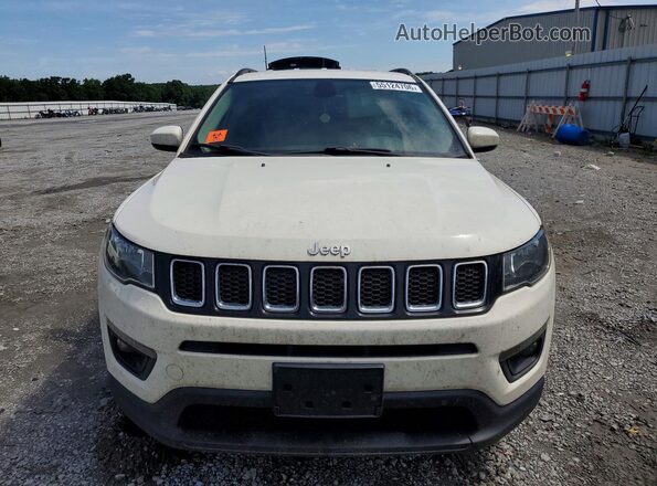 3C4NJDBB2JT206174 2018 JEEP COMPASS White Вид спереду
