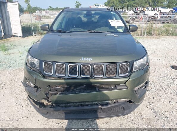 3C4NJDBB2JT418492 2018 JEEP COMPASS Green Instrument cluster view