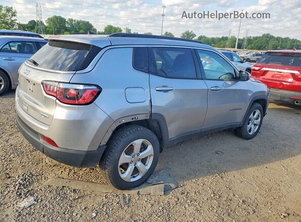 3C4NJDBB2JT434529 2018 JEEP COMPASS Серебряный Задняя правая четверть