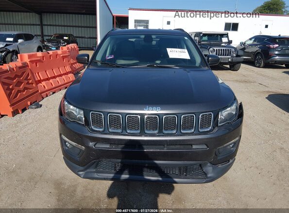 3C4NJDBB2KT654125 2019 JEEP COMPASS Gray Սարքավորումների վահանակի տեսք