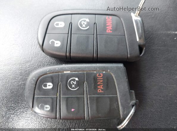 3C4NJDBB2KT750398 2019 JEEP COMPASS Черный Вид панели приборов