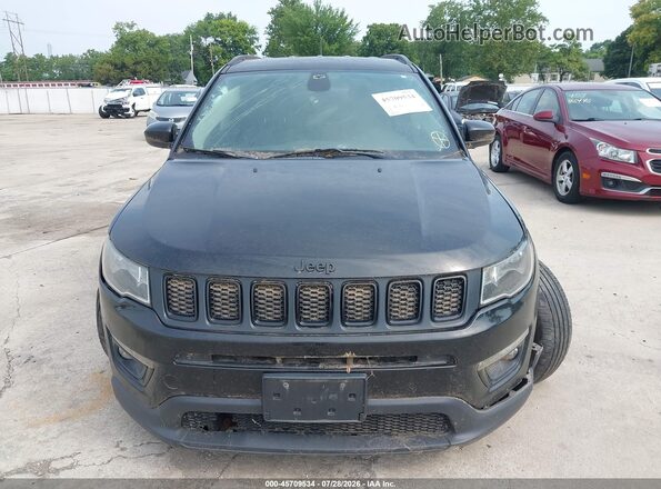 3C4NJDBB2KT750398 2019 JEEP COMPASS Черный Вид щитка приборов