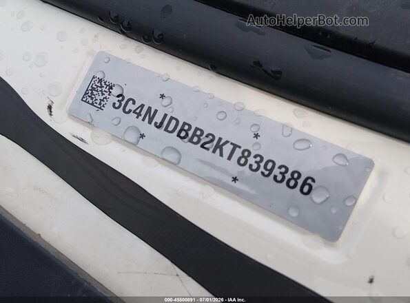3C4NJDBB2KT839386 2019 JEEP COMPASS White Շարժիչի բաժամունքի տեսք