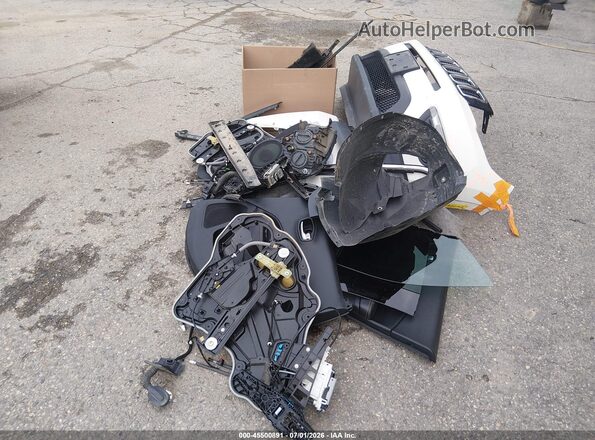 3C4NJDBB2KT839386 2019 JEEP COMPASS White Սարքավորումների վահանակի տեսք