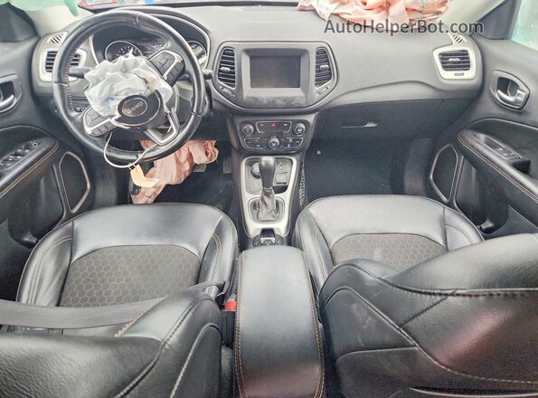 3C4NJDBB2LT153799 2020 JEEP COMPASS Green Dashboard view
