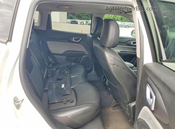 3C4NJDBB2NT177166 2022 JEEP COMPASS Белый Вид задней части салона