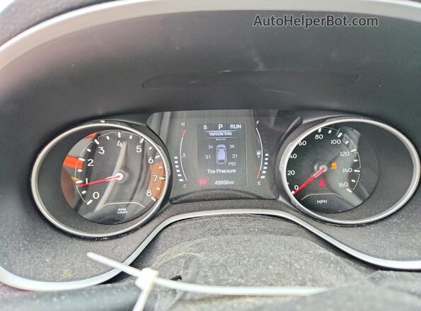 3C4NJDBB4HT647041 2017 JEEP COMPASS Green Widok zestawu wskaźników