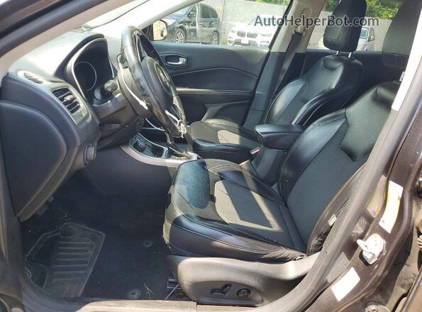 3C4NJDBB4JT103872 2018 JEEP COMPASS Black Front interior view