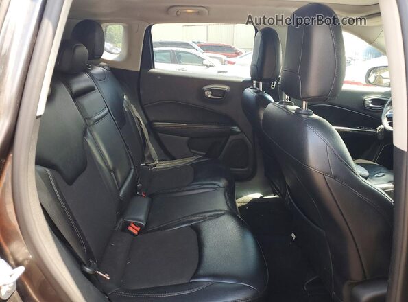 3C4NJDBB4JT103872 2018 JEEP COMPASS Black Rear interior view