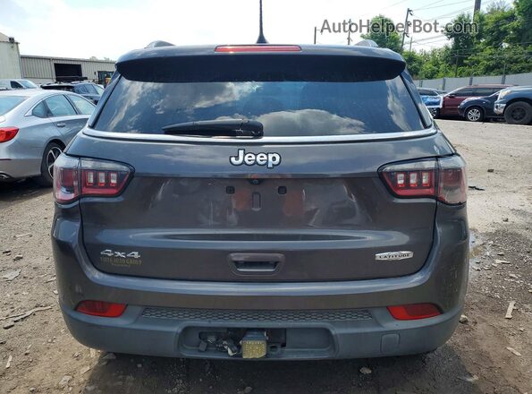 3C4NJDBB4JT103872 2018 JEEP COMPASS Black Rear view