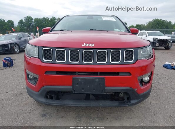 3C4NJDBB4JT178166 2018 JEEP COMPASS Красный Вид задней части салона