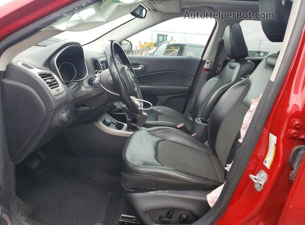 3C4NJDBB4JT313999 2018 JEEP COMPASS Red Front interior view