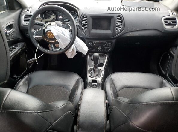 3C4NJDBB4JT316143 2018 JEEP COMPASS Blue 