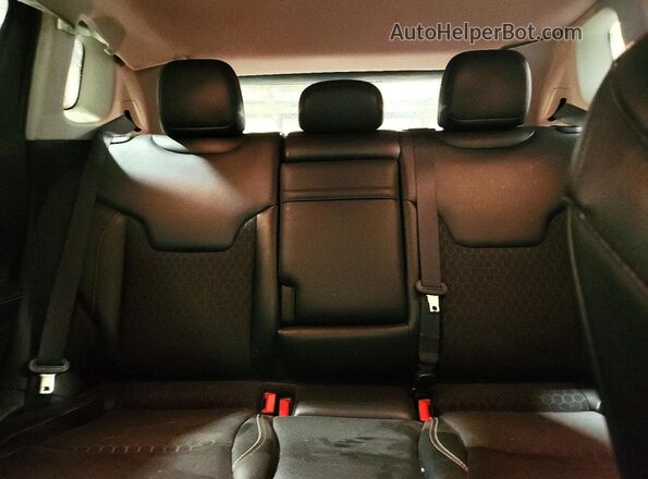 3C4NJDBB4JT457360 2018 JEEP COMPASS Серый Вид задних сидений
