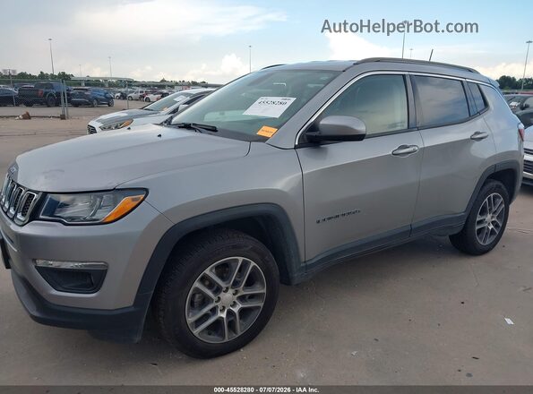 3C4NJDBB4LT139340 2020 JEEP COMPASS Silver Front view
