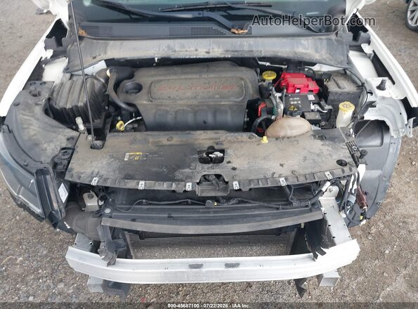 3C4NJDBB4MT540307 2021 JEEP COMPASS White Widok z tyłu