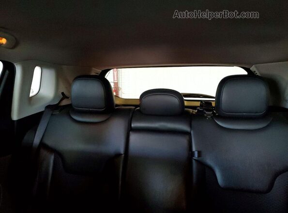 3C4NJDBB4NT121035 2022 JEEP COMPASS Black Rear seats view
