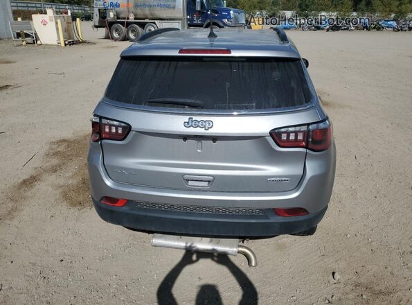 3C4NJDBB4NT223533 2022 JEEP COMPASS Серебряный Вид сзади