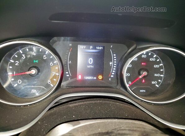 3C4NJDBB5JT192660 2018 JEEP COMPASS White Instrument cluster view