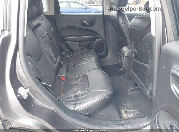 3C4NJDBB5JT265011 2018 JEEP COMPASS Black Vista de la etiqueta del VIN