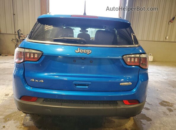 3C4NJDBB5JT359843 2018 JEEP COMPASS Blue Rear view