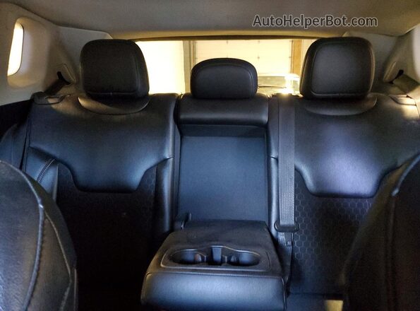 3C4NJDBB5JT359843 2018 JEEP COMPASS Blue Rear seats view