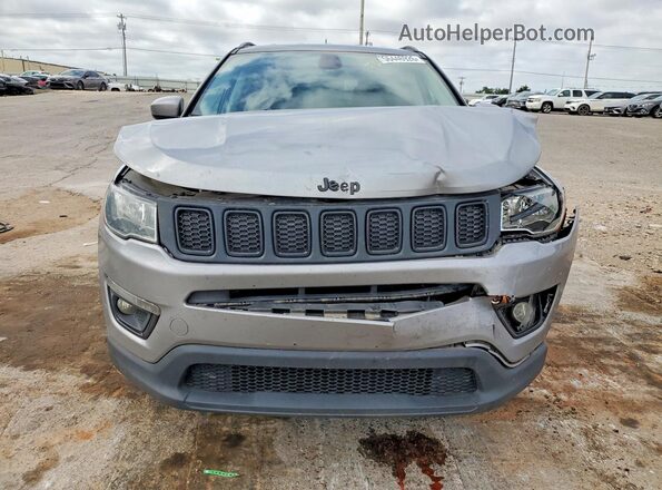 3C4NJDBB5KT593045 2019 JEEP COMPASS Silver Front view