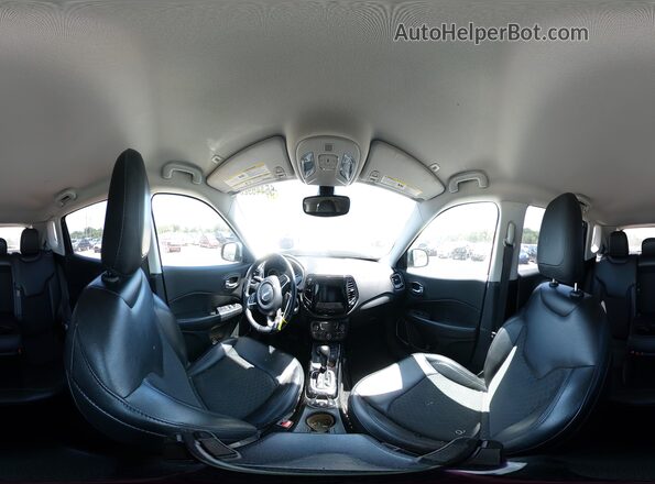 3C4NJDBB5KT593045 2019 JEEP COMPASS Silver 360 interior view