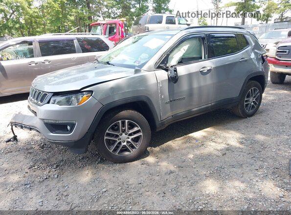3C4NJDBB5LT129819 2020 JEEP COMPASS Серебряный Передняя левая четверть